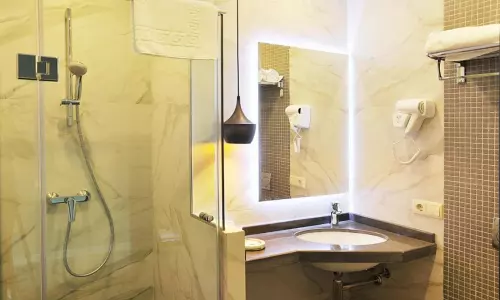 هتل ریور ویو تفلیس